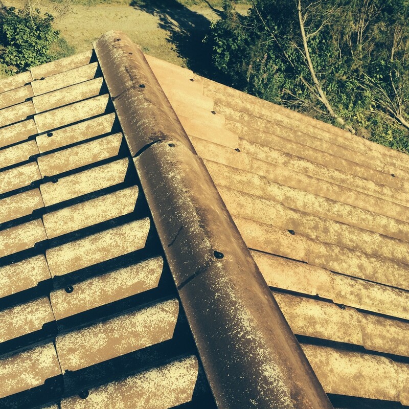 Varttikatteen pinnoitus ja kiinnikkeiden vaihto